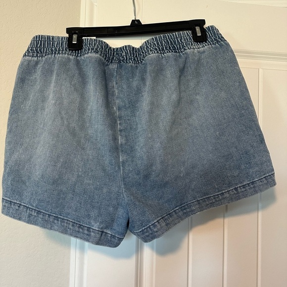 AERIE BOARDWALK SHORTS Woman’s Size XL Pull On Denim‎ Comfy Casual Chambray - Picture 7 of 8